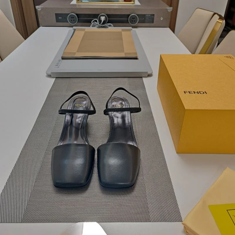 Upgraded Fendi Sandals 23426