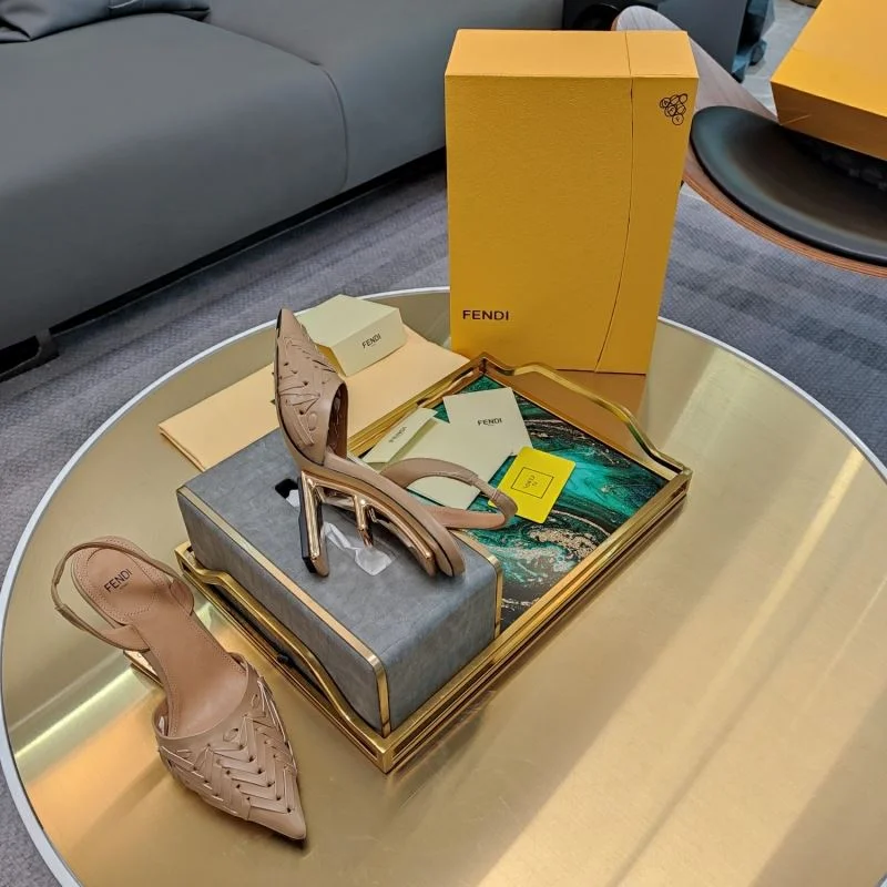 StreetReady Fendi Sandals 23414