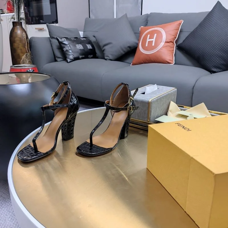 WrinkleFree Fendi Sandals 23418