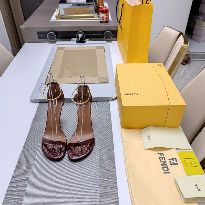 Fendi Sandals Resilient 23425