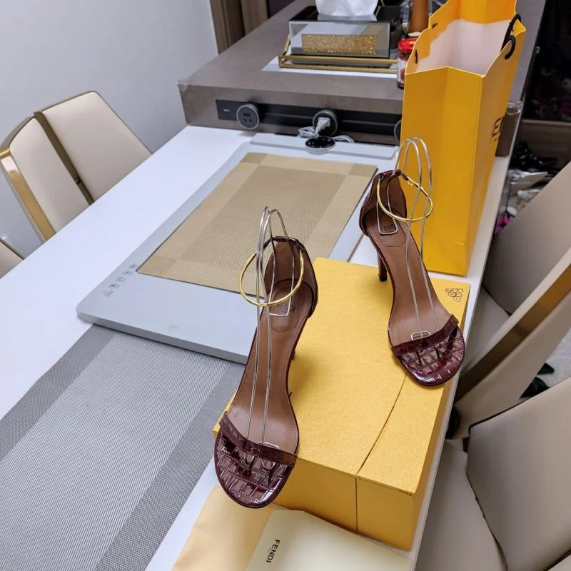 Fendi Sandals Resilient 23425