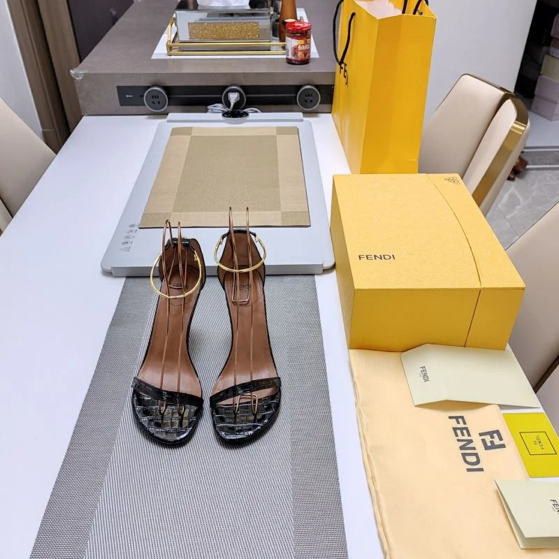 Fendi Sandals Colorful 23412