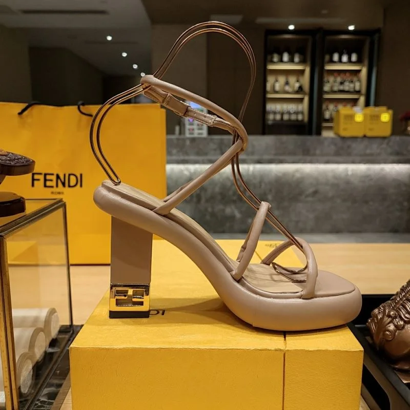 Fendi Sandals Elegant 23422