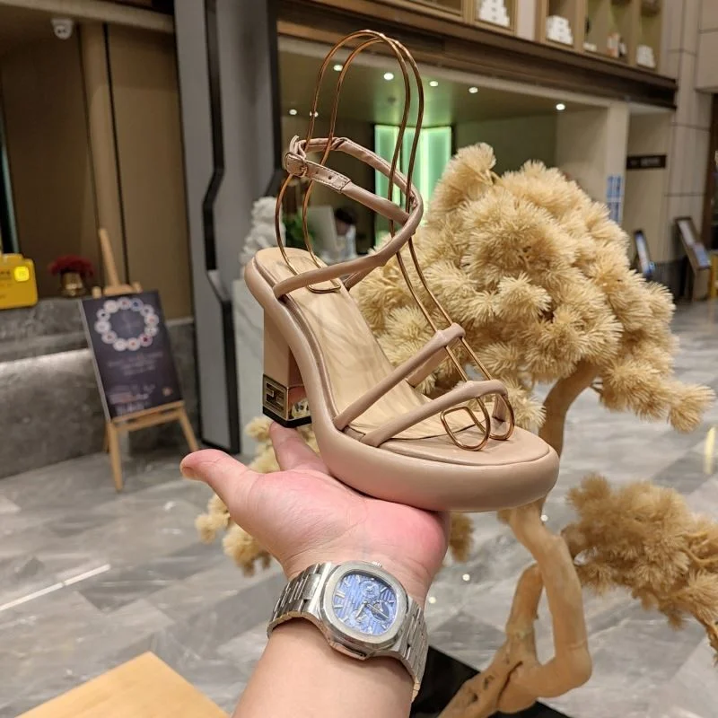 Fendi Sandals Elegant 23422