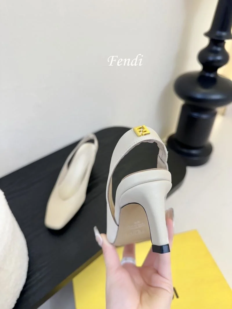 Fendi Sandals Timeless 23737