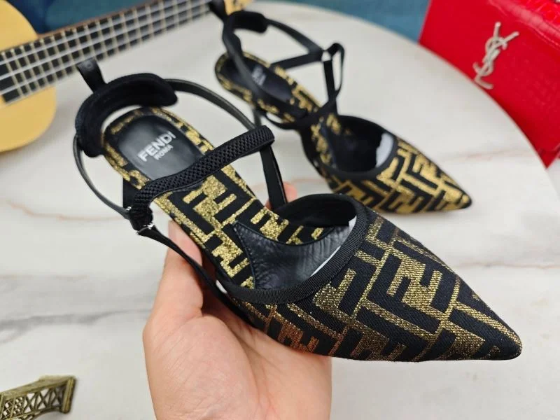 Fendi Sandals EasyMatch 23738