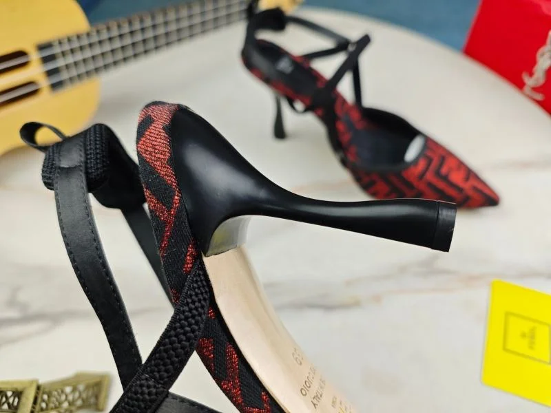 Fendi Sandals Flexible 23745