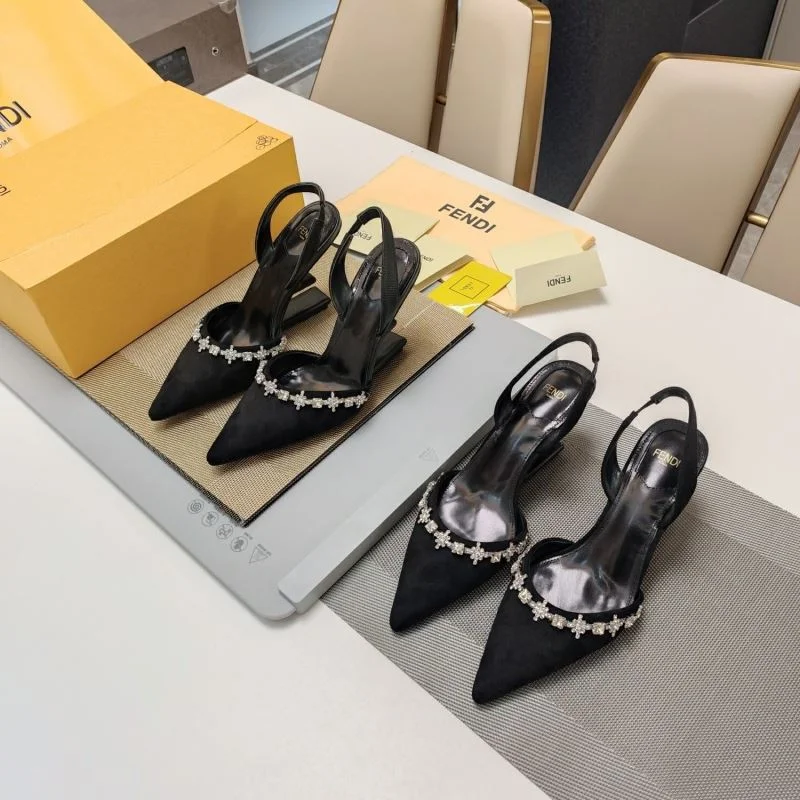 Fendi Sandals SmartChoice 23726