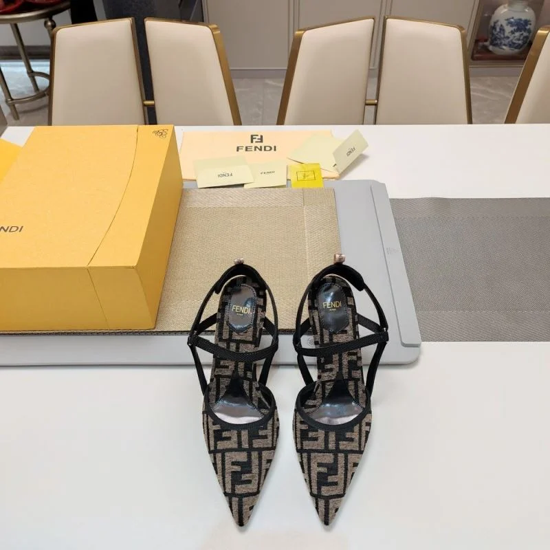 MoistureWicking Fendi Sandals 23720