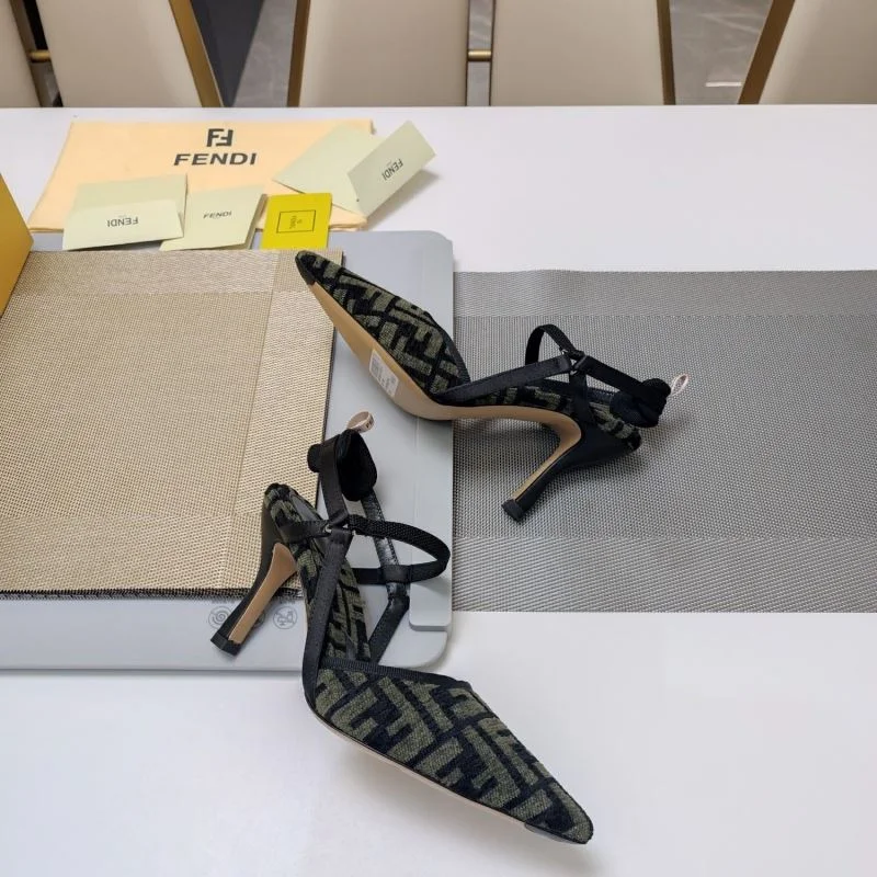 Fendi Sandals SmartChoice 23725