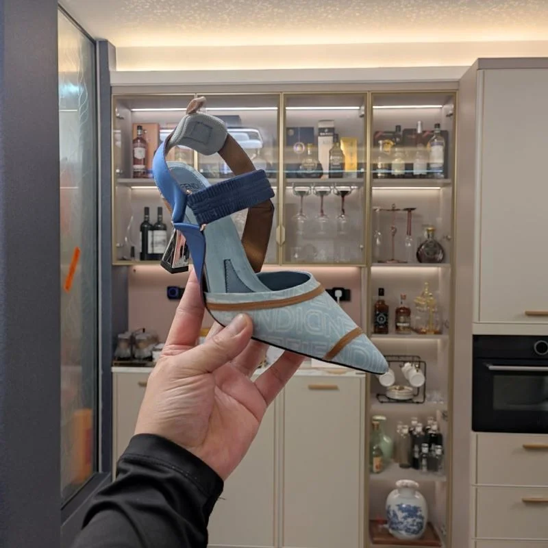 TravelReady Fendi Sandals 23733