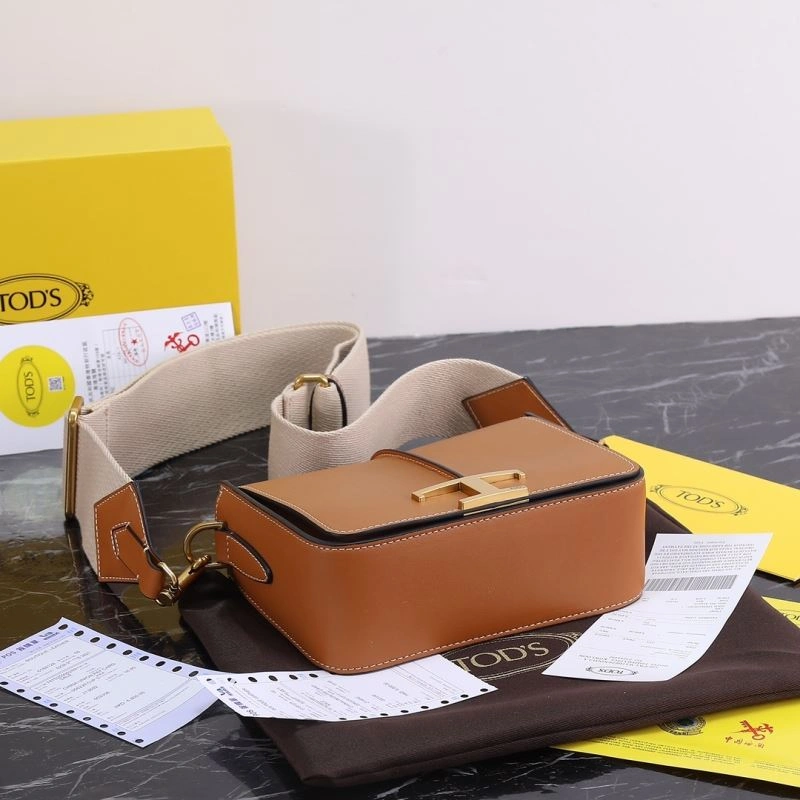 Fendi Satchel Bags FreshLook 87504