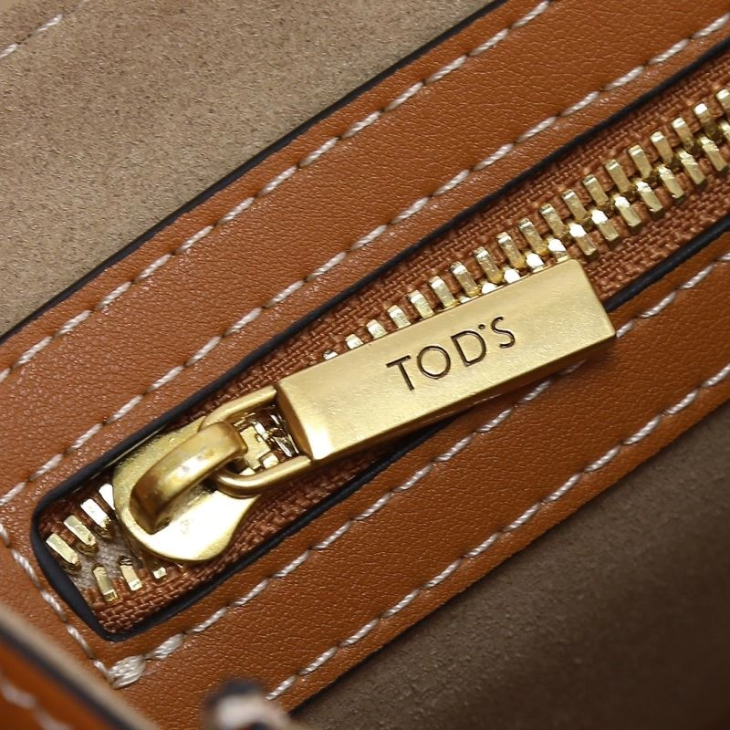 Fendi Satchel Bags FreshLook 87504