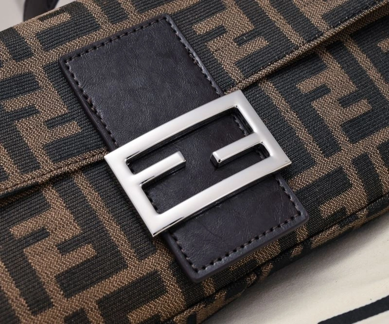 Packable Fendi Satchel Bags 85339