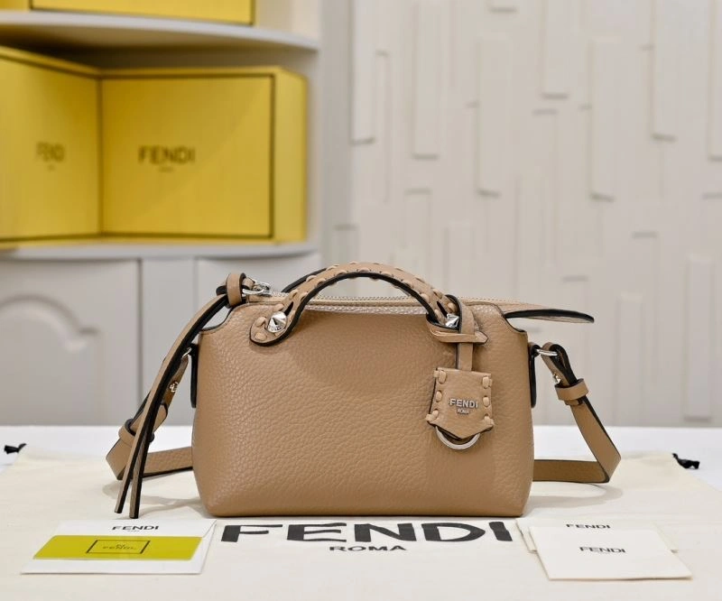 WaterResistant Fendi Satchel Bags 85274