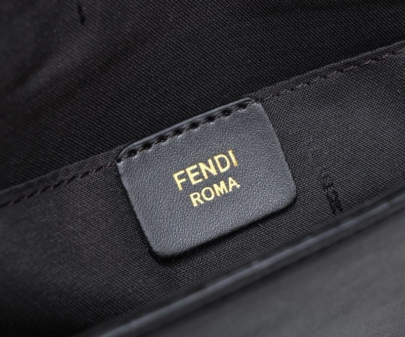 Fendi Satchel Bags Effortless 85270