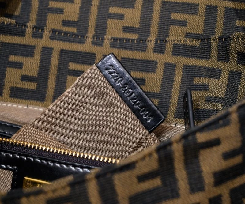 Fendi Satchel Bags Soft 85220