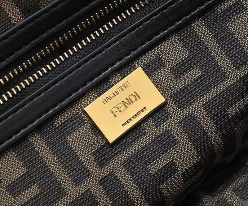 Breathable Fendi Satchel Bags 85321