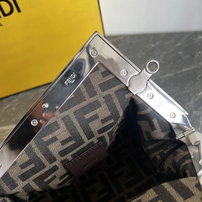 Fendi Satchel Bags Comfortable 78282