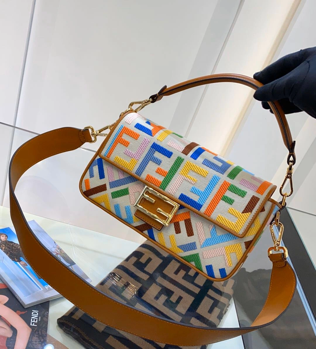 FashionForward Fendi Satchel Bags 76789