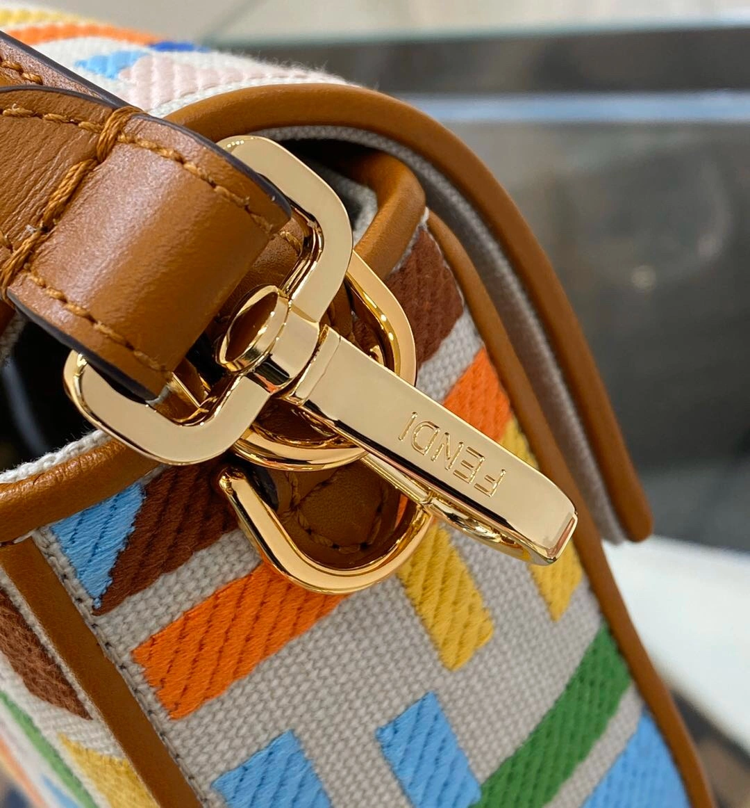FashionForward Fendi Satchel Bags 76789