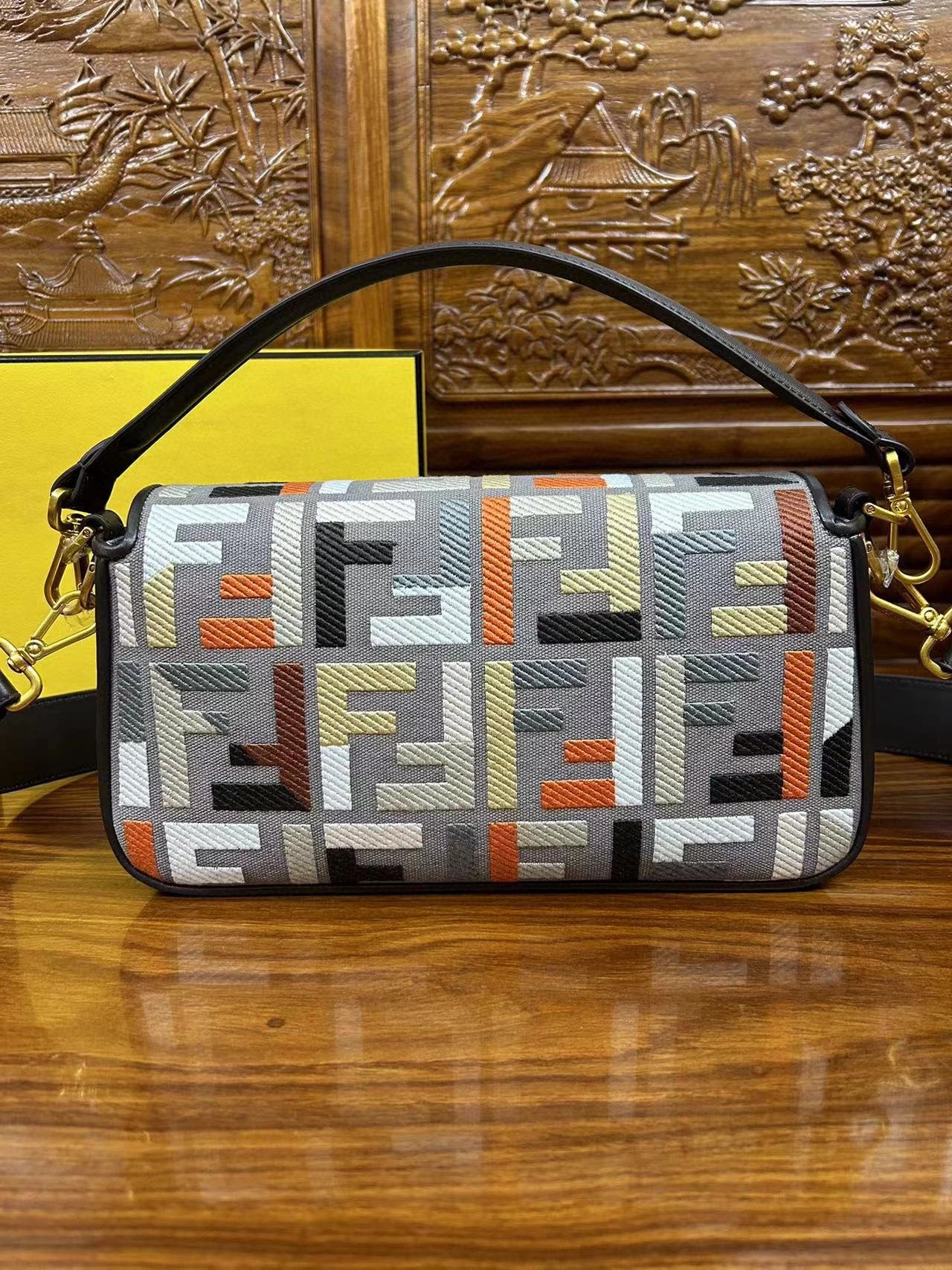 Fendi Satchel Bags Affordable 76792