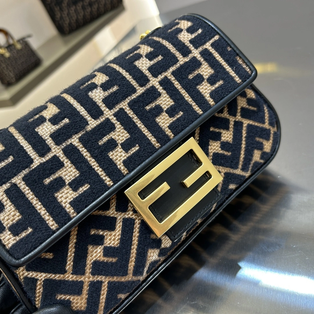 Durable Fendi Satchel Bags 76803