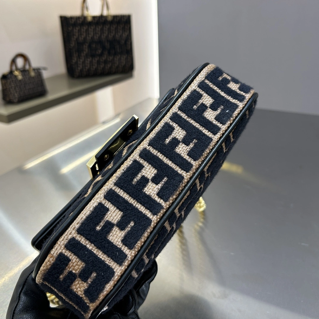 Durable Fendi Satchel Bags 76803