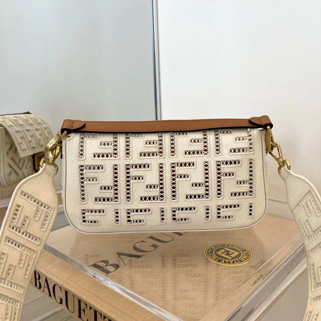Fendi Satchel Bags SmartChoice 76796