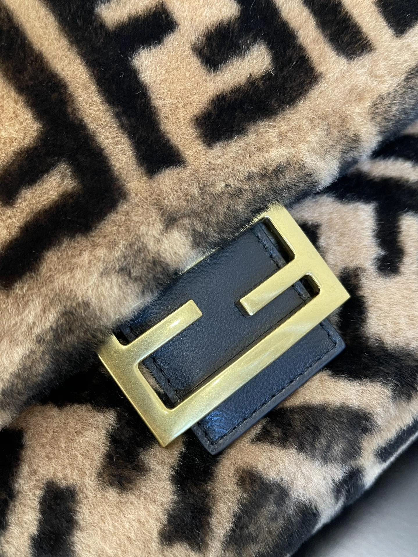 HighPerformance Fendi Satchel Bags 76802