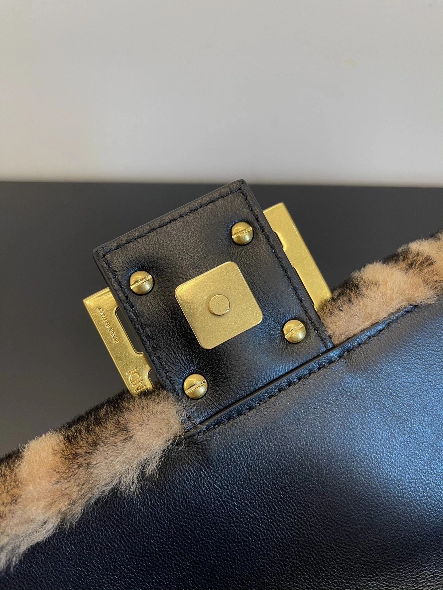 HighPerformance Fendi Satchel Bags 76802