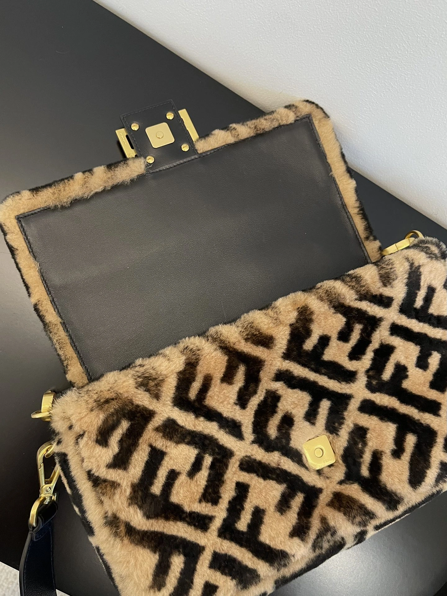 HighPerformance Fendi Satchel Bags 76802