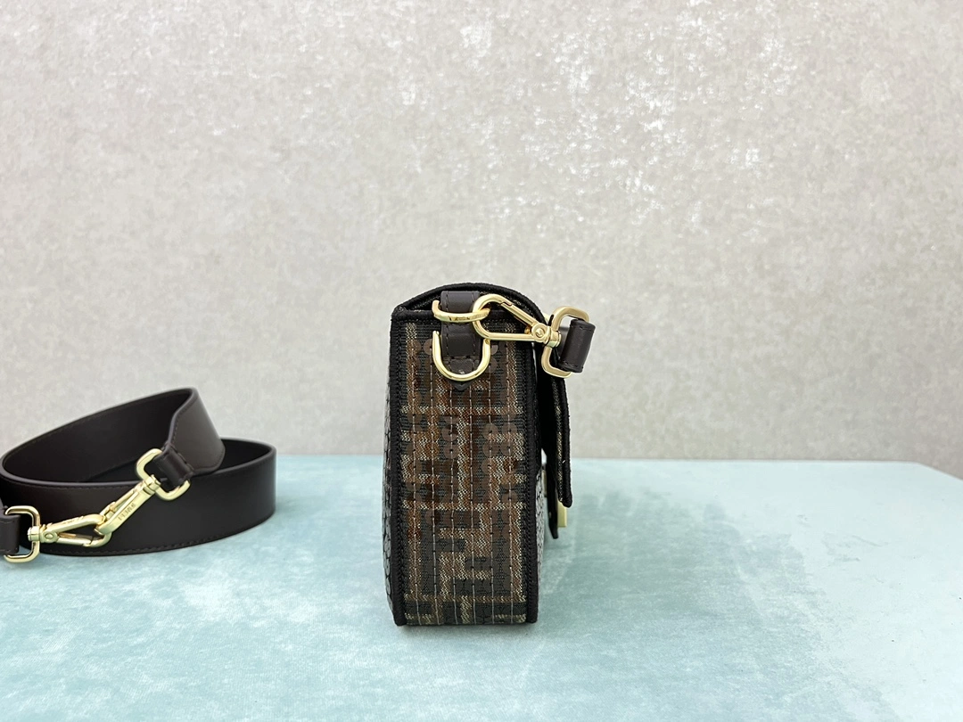 Snug Fendi Satchel Bags 76781