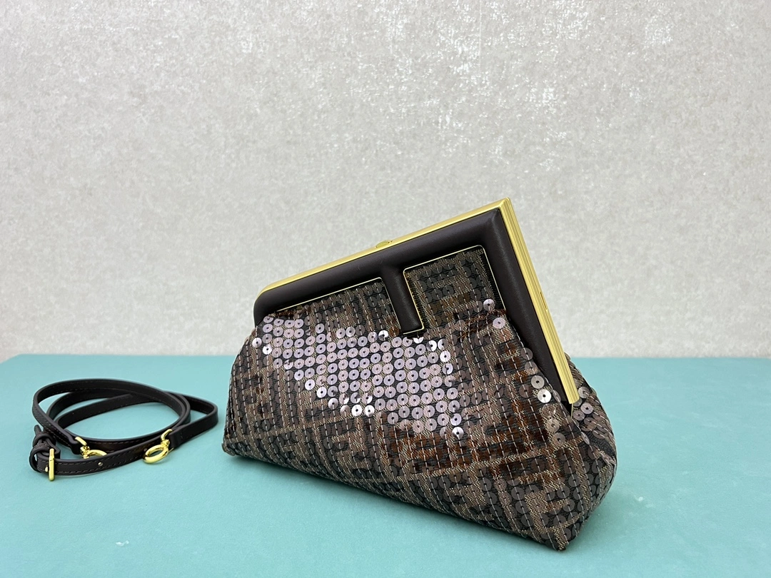 Fendi Satchel Bags Bright 76774