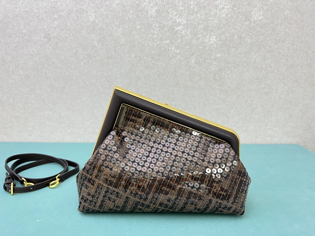 Fendi Satchel Bags Bright 76774
