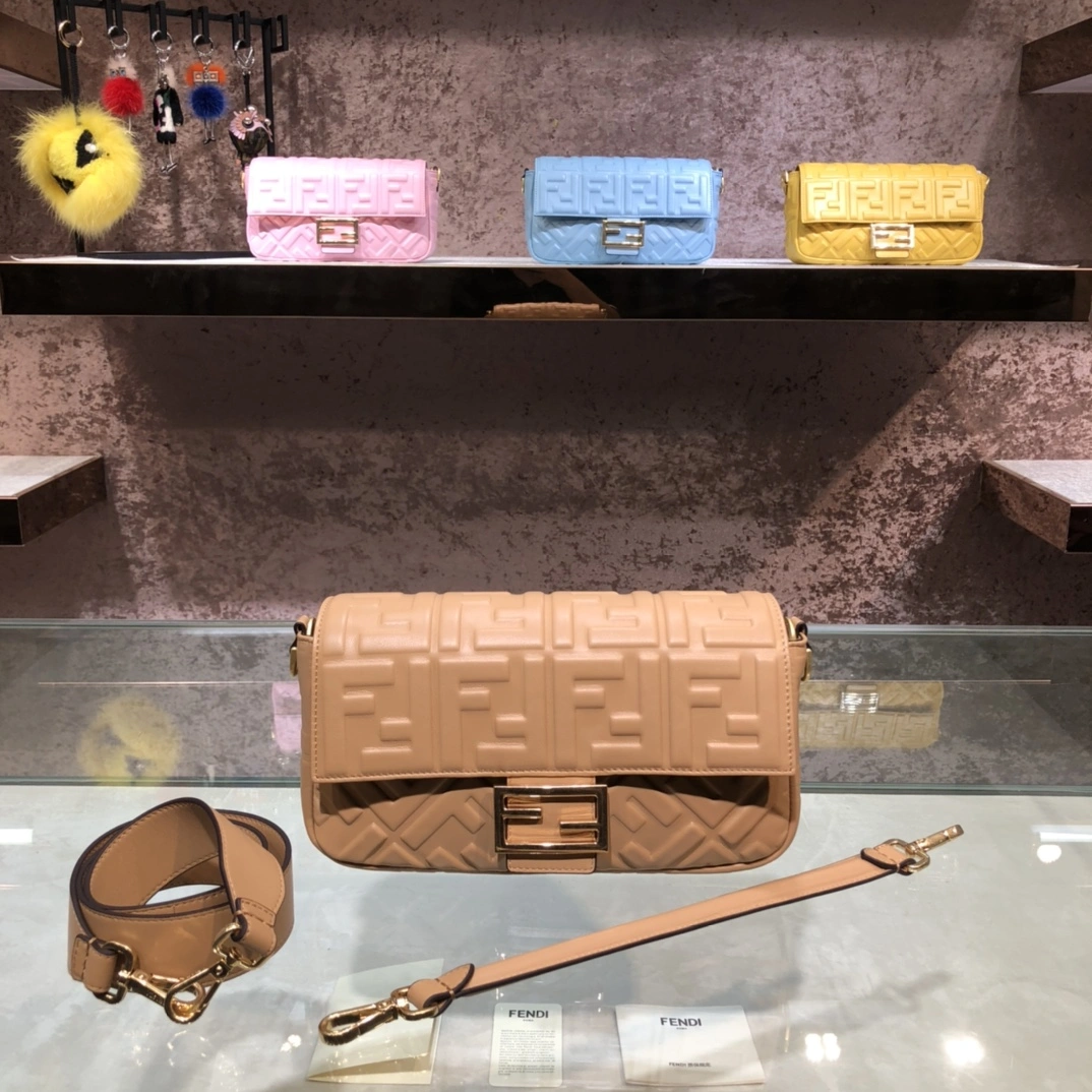 WellDesigned Fendi Satchel Bags 76775
