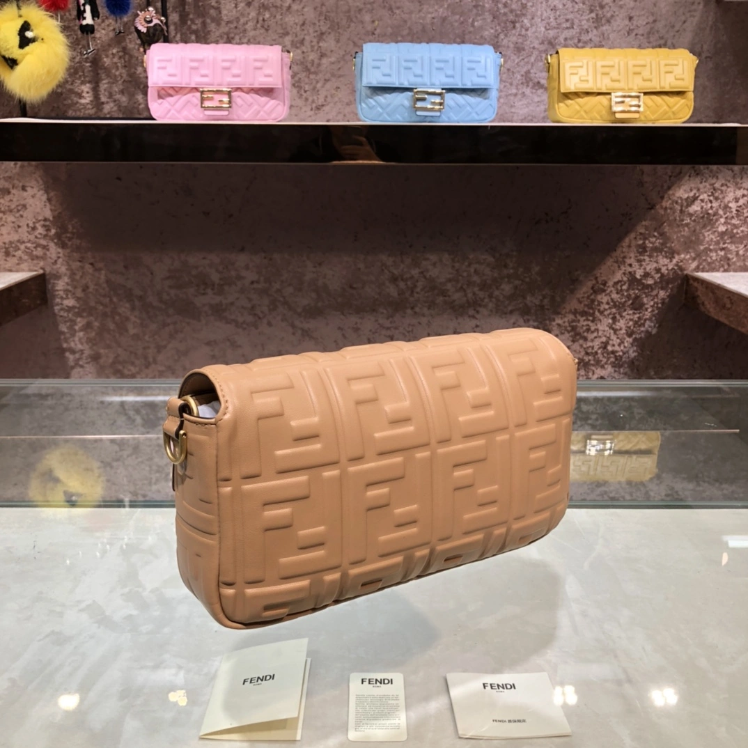 WellDesigned Fendi Satchel Bags 76775