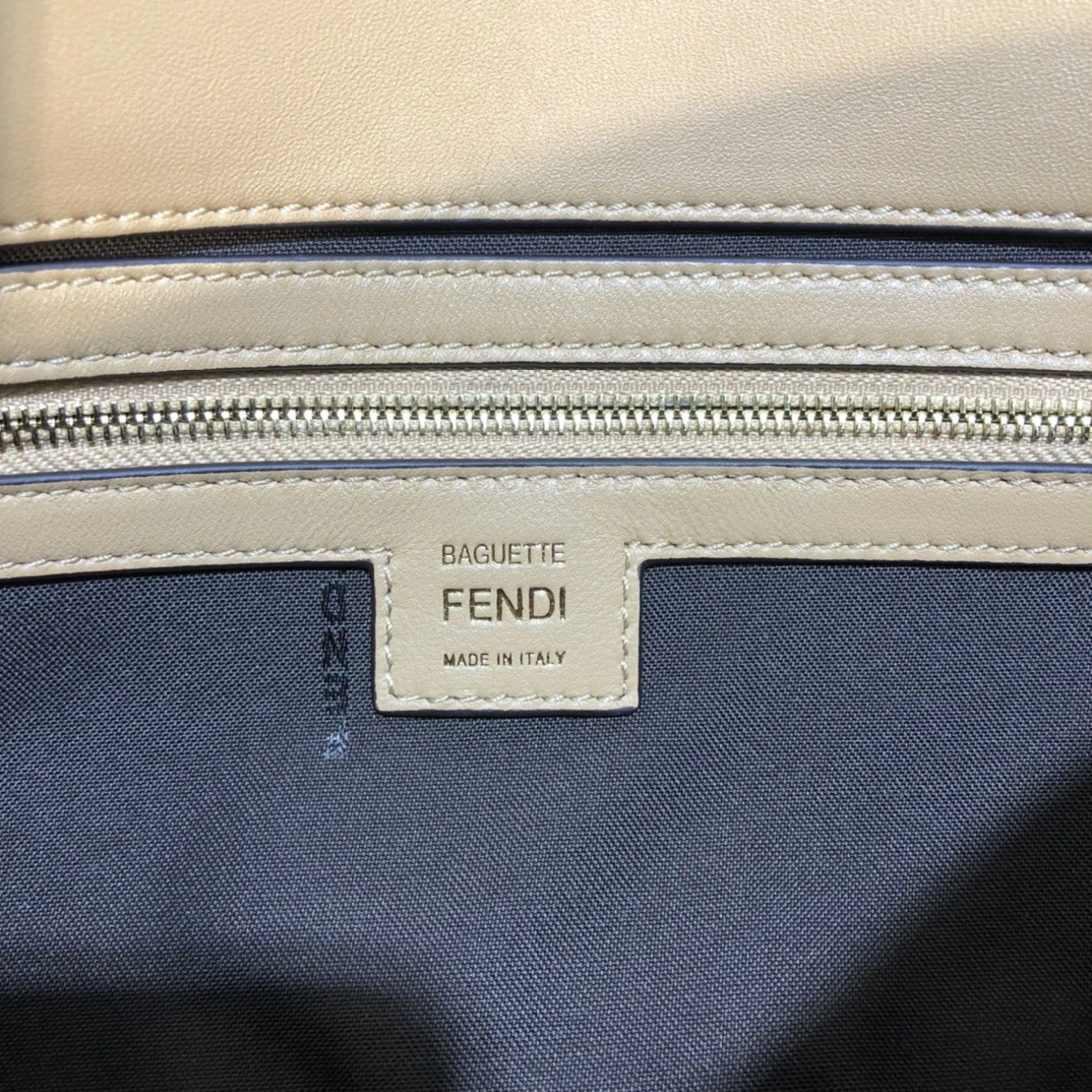 WellDesigned Fendi Satchel Bags 76775