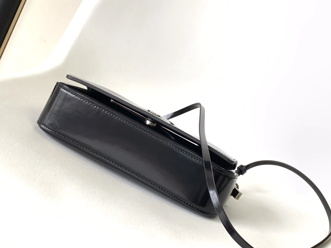 Reliable Fendi Satchel Bags 76773