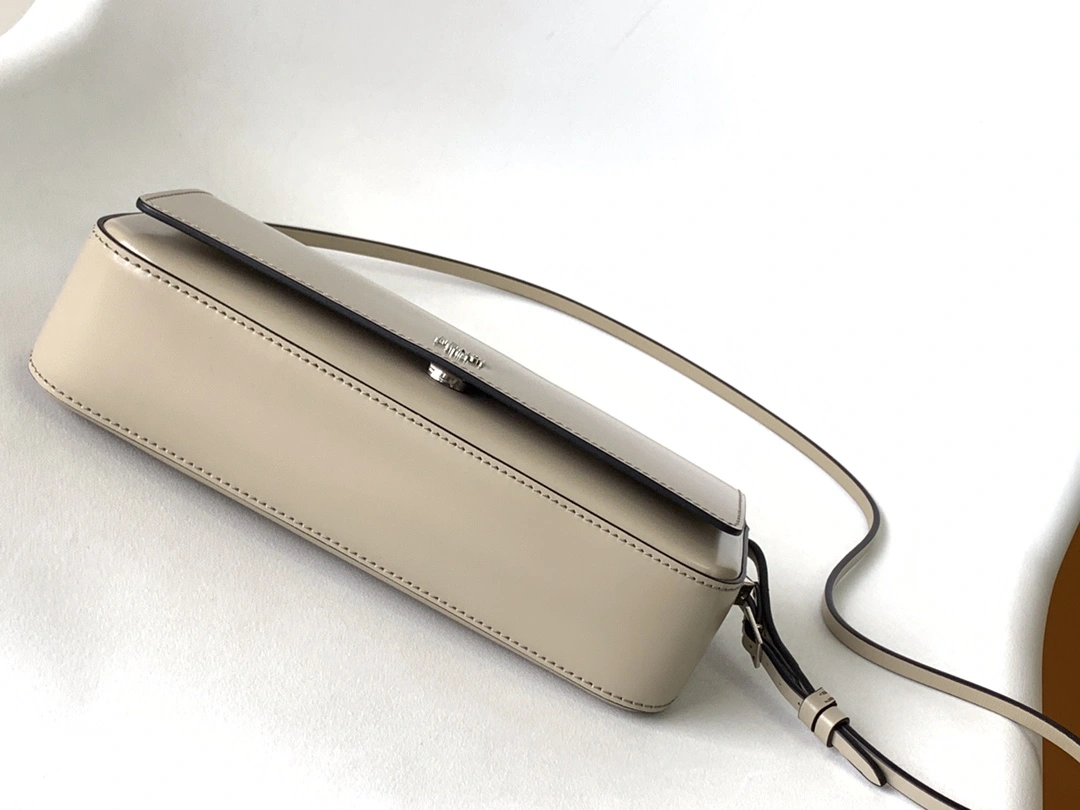 Sustainable Fendi Satchel Bags 76771