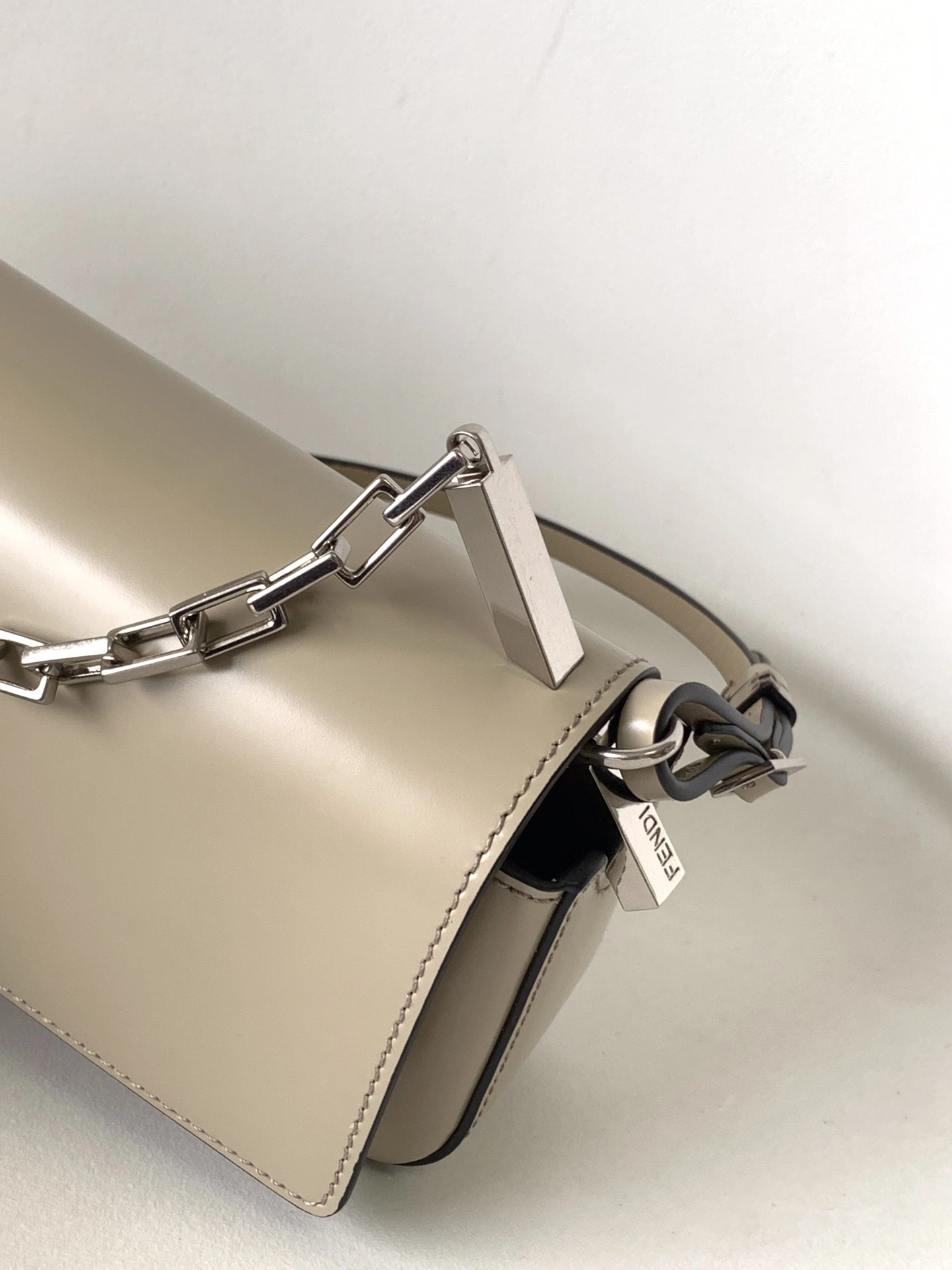Sustainable Fendi Satchel Bags 76771