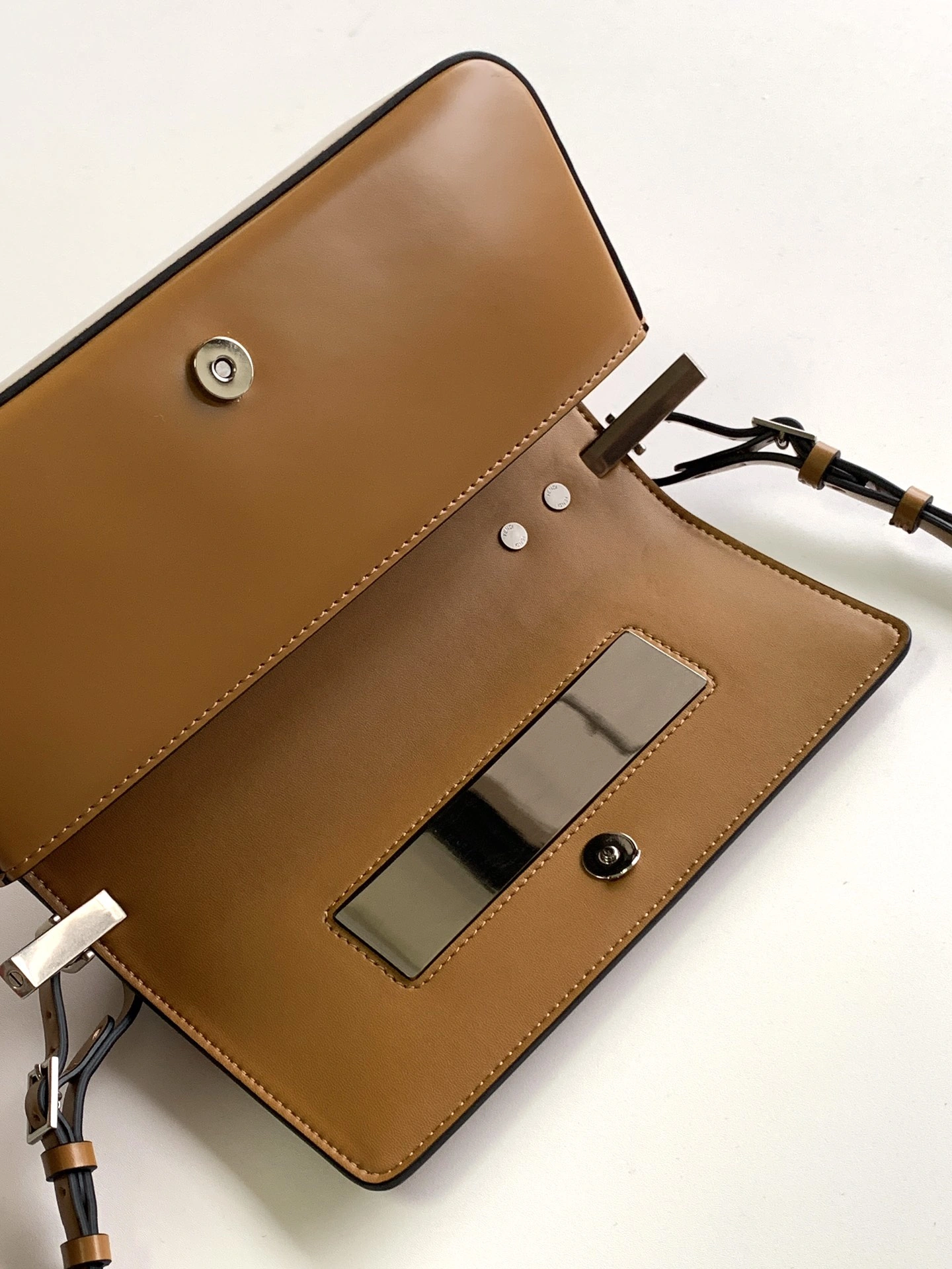 Fendi Satchel Bags FreshLook 76768