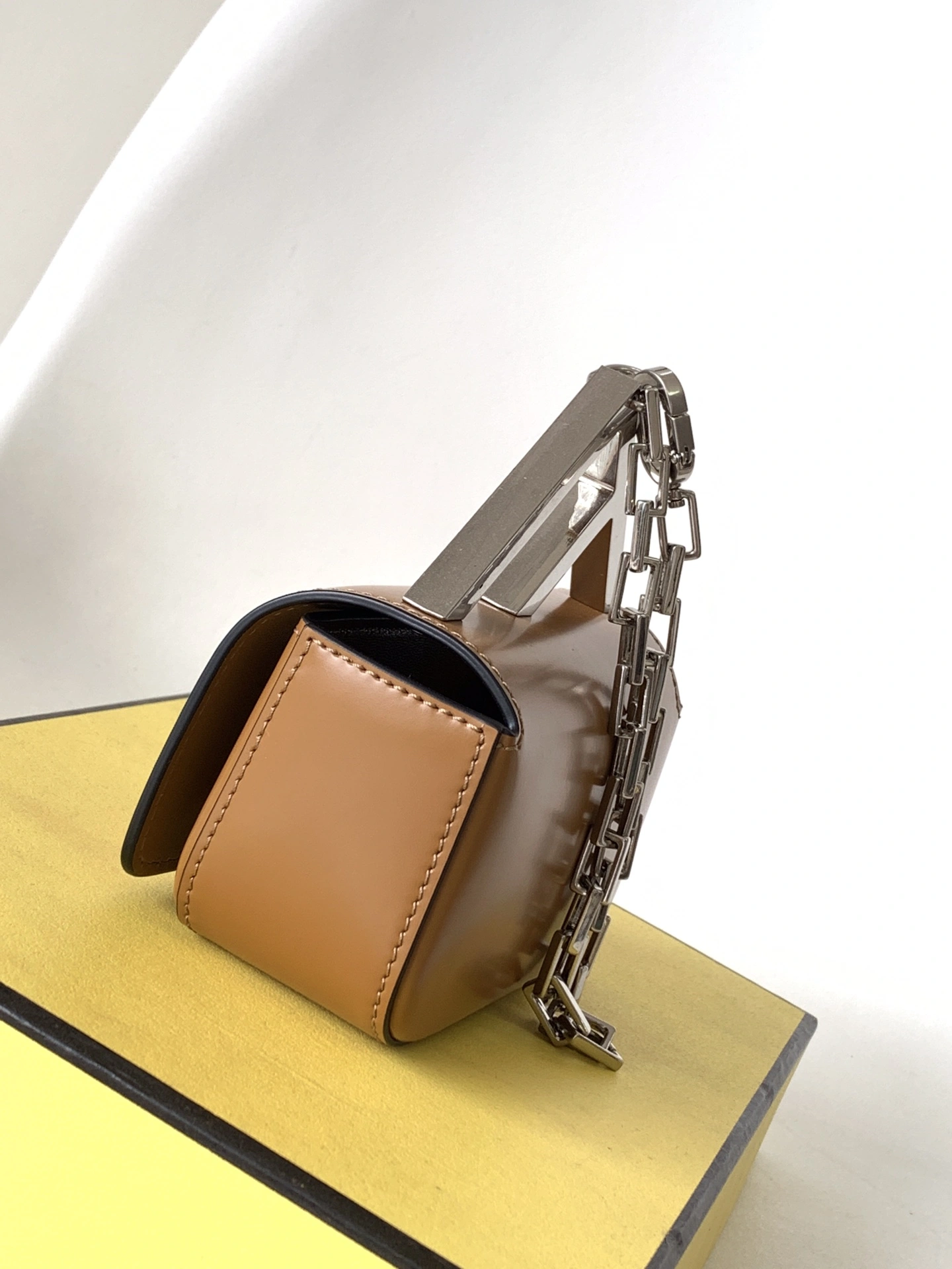 Cozy Fendi Satchel Bags 76767