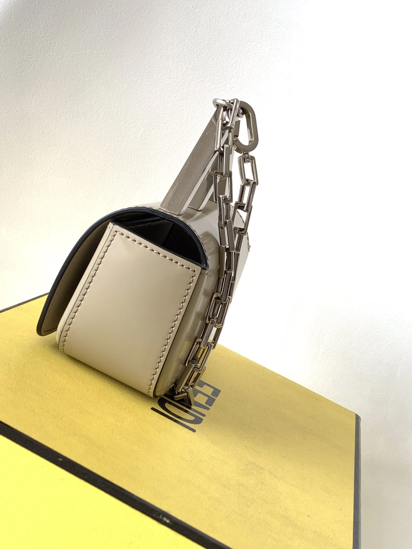 Fendi Satchel Bags UrbanChic 76765