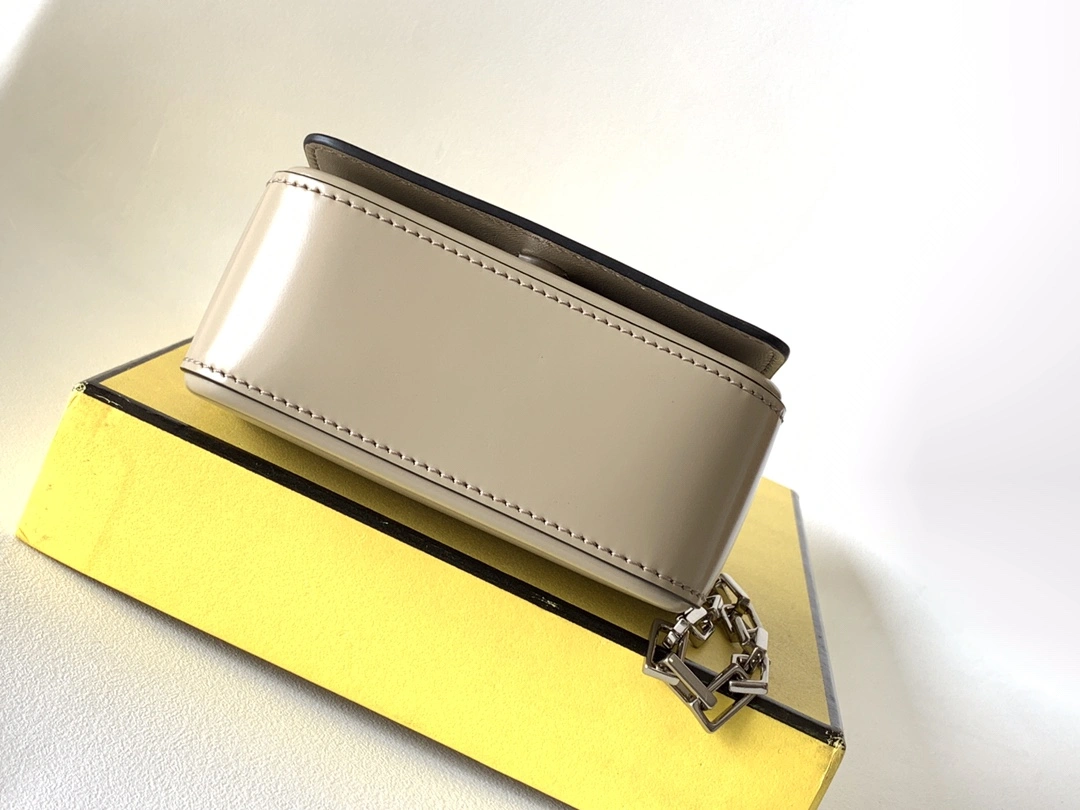 Fendi Satchel Bags UrbanChic 76765
