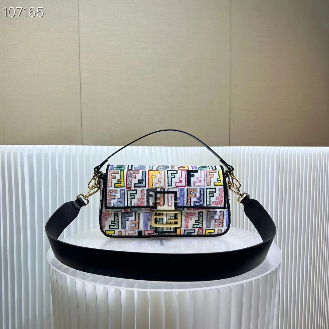 Timeless Fendi Satchel Bags 76741