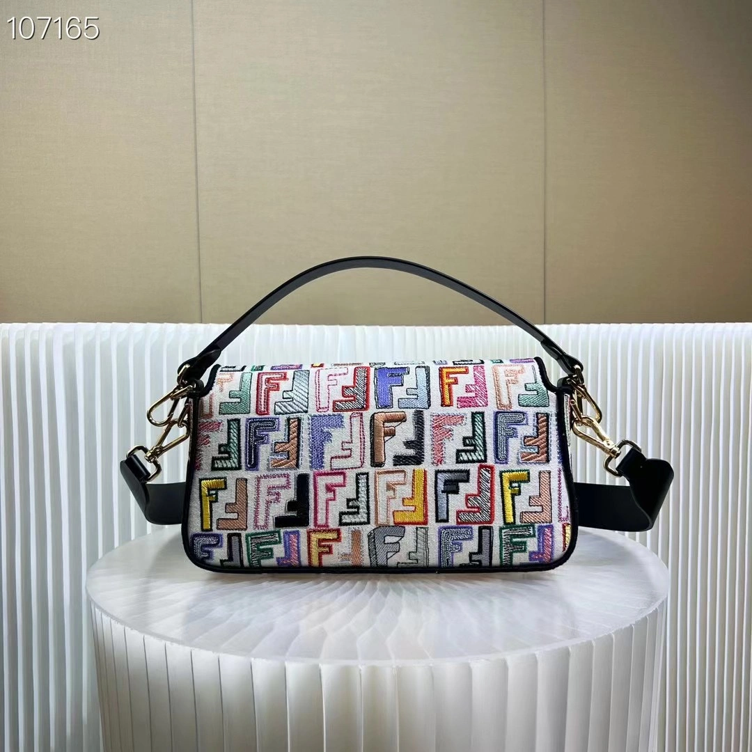 Timeless Fendi Satchel Bags 76741