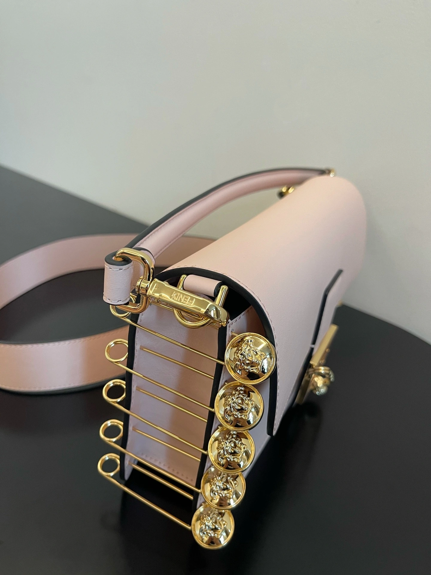 Fendi Satchel Bags Durable 76754