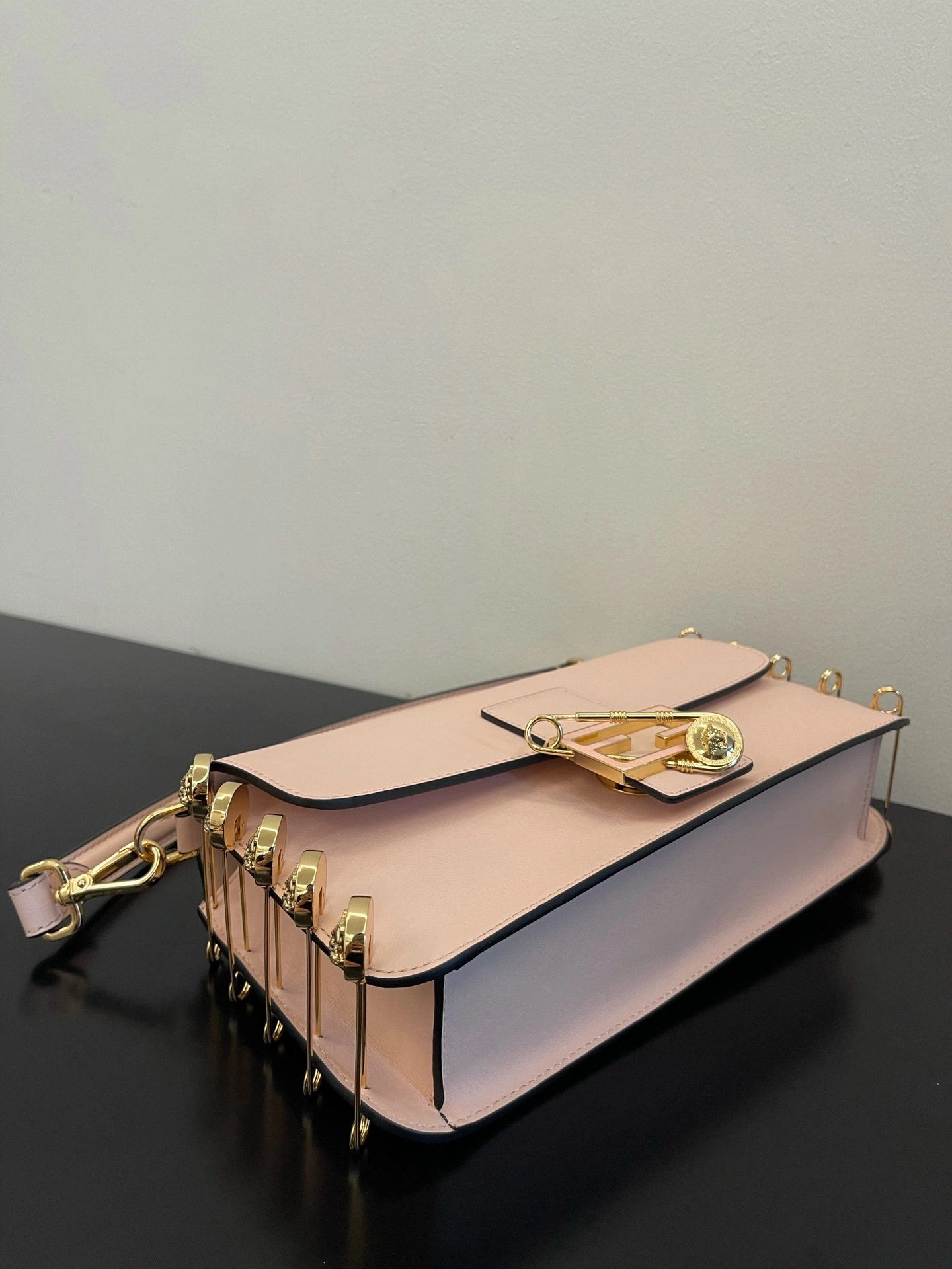 Fendi Satchel Bags Durable 76754