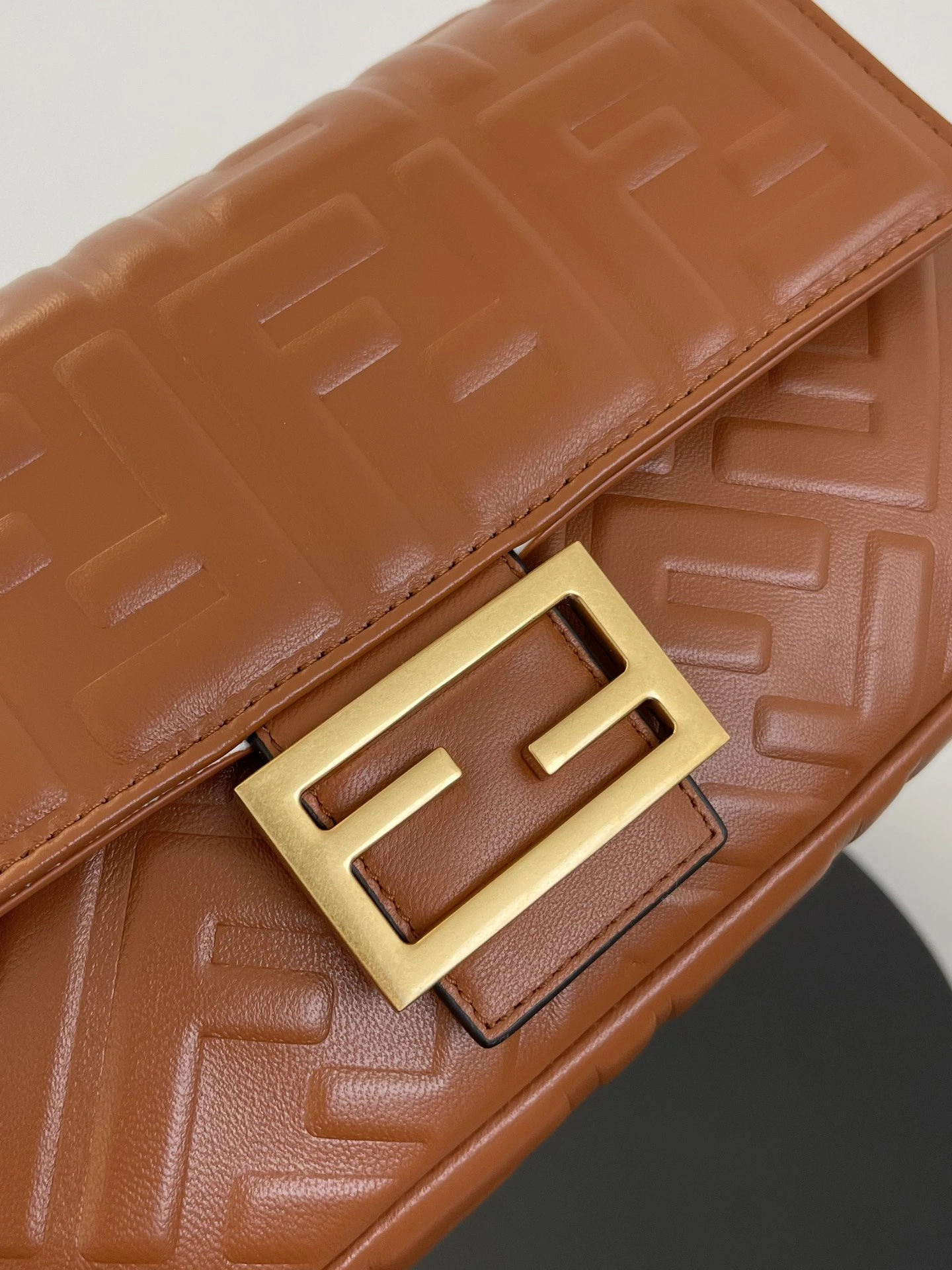 Fendi Satchel Bags Timeless 76760